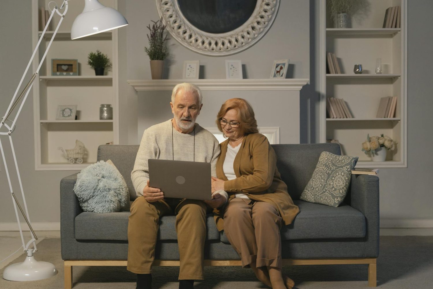 Tech tools for staying connected in retirement